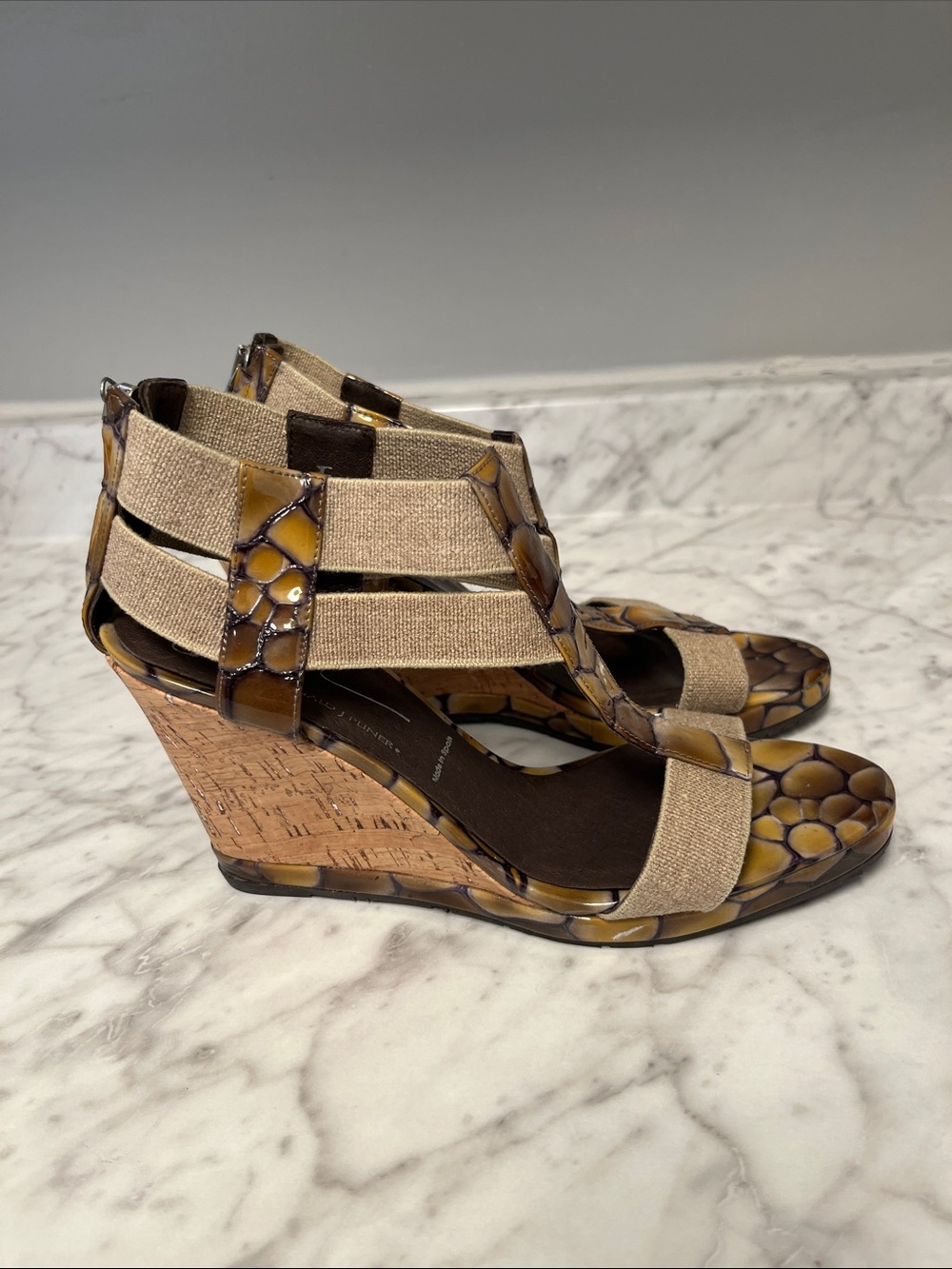 Donald j Pliner,Textured Beige Cork Wedge Sandals with Patterned Trim